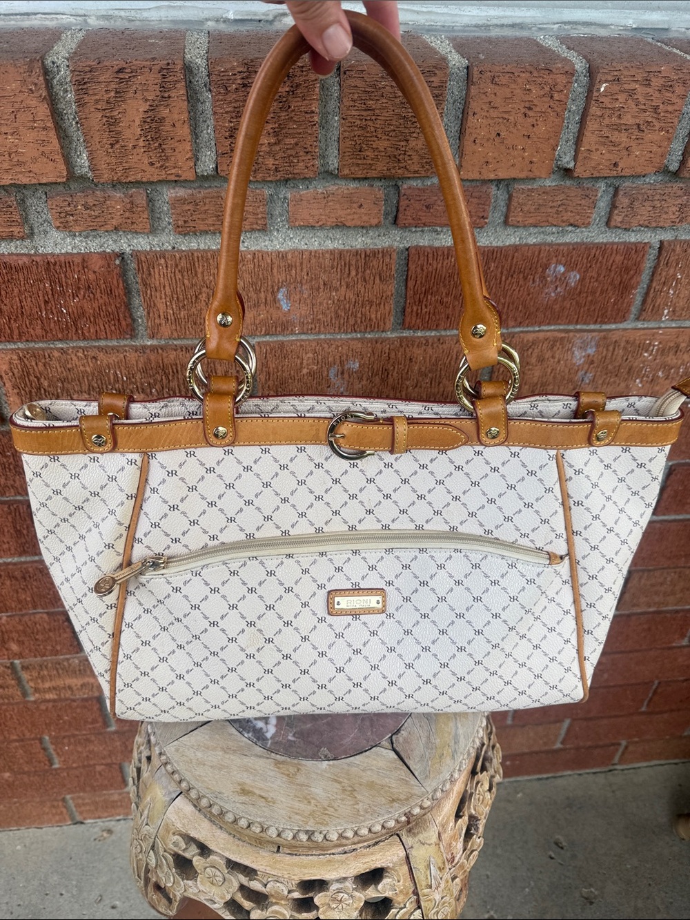 🤍🧡Rioni Cream Monogram Tote with Tan Leather Handles🤍🧡